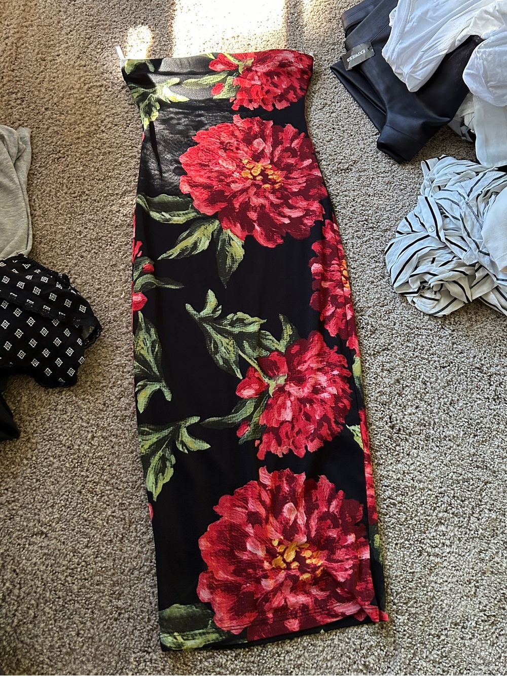 Monaco red and black floral stretchy strapless dress